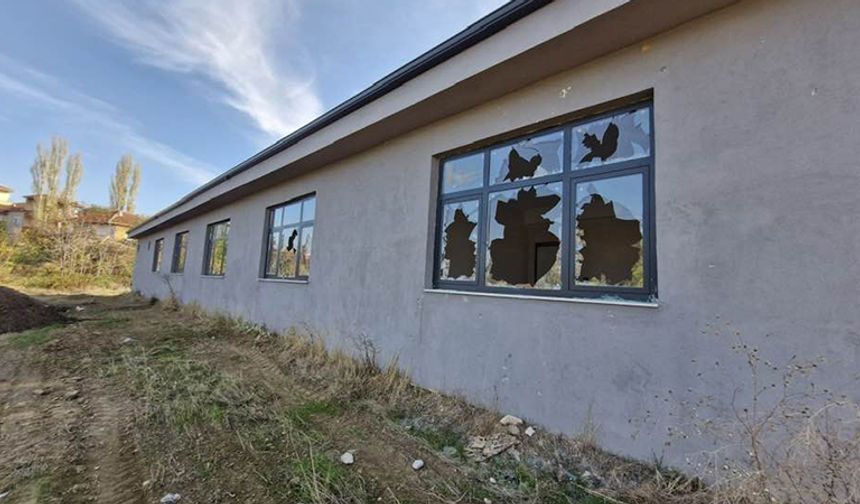 Ortaköy’deki Gençlik Merkezi 4. Kez Saldırıya Uğradı