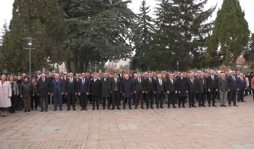 Öğretmenler, Başöğretmen Atatürk’ün Huzuruna Çıktı