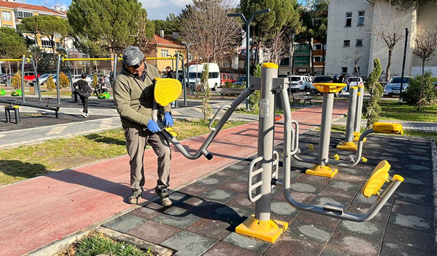 Parklardaki Oyun Ve Spor Grupları Onarıldı