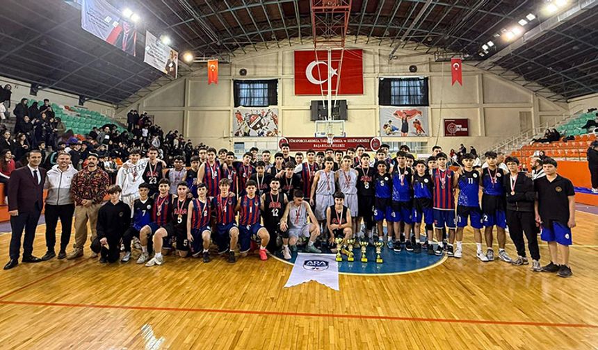 Okullar Arası Basketbol Müsabakaları Sona Erdi