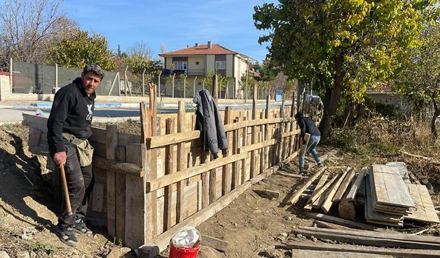 Ortaköy Belediyesi İstinat Duvarları Yaptı