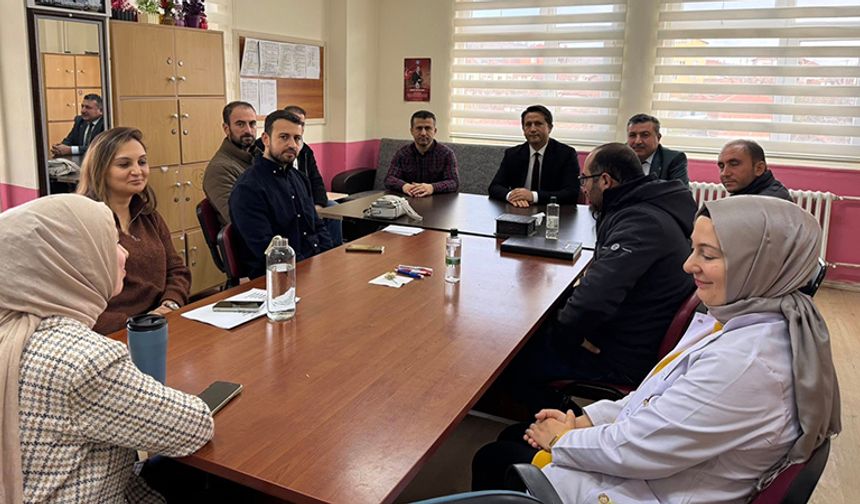 Tahir Demir, Öğretmen Ve Öğrencileri Dinledi