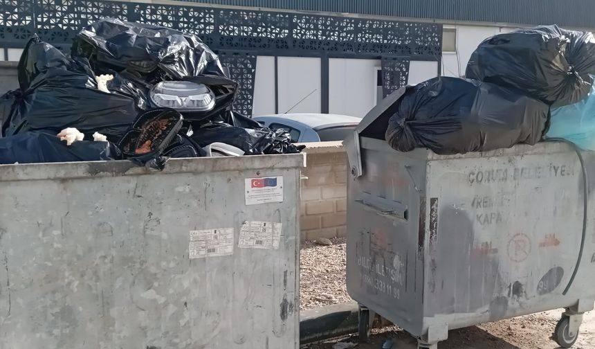 Bu Rezillik Çorum’a Yakışmıyor! Alınmayan Çöplere Tepki
