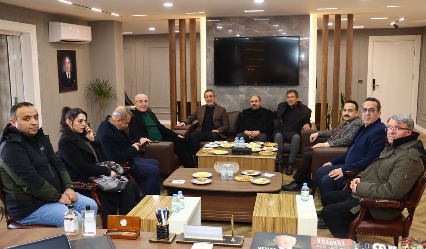 MHP Genel Başkan Yardımcısı Karakaya, Başkan Dere İle Görüştü