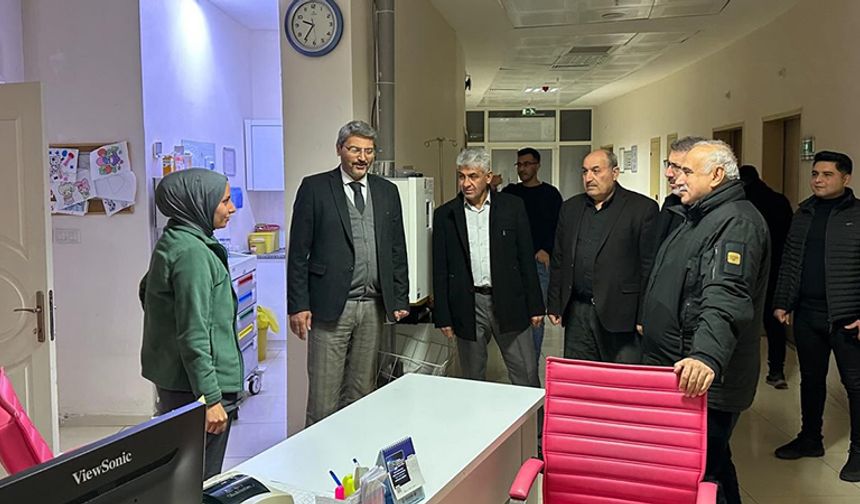 Başkan Çizikci, Yeni Yılı Hasta Ve Sağlık Çalışanları İle Kutladı