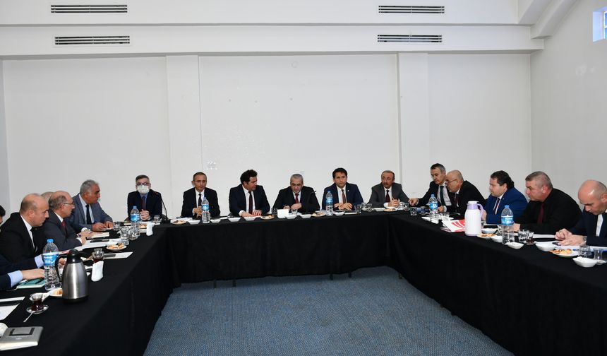 Milli Eğitim Müdürleri 2 Dönem Eğitim-Öğretim Yılı İçin Toplandı