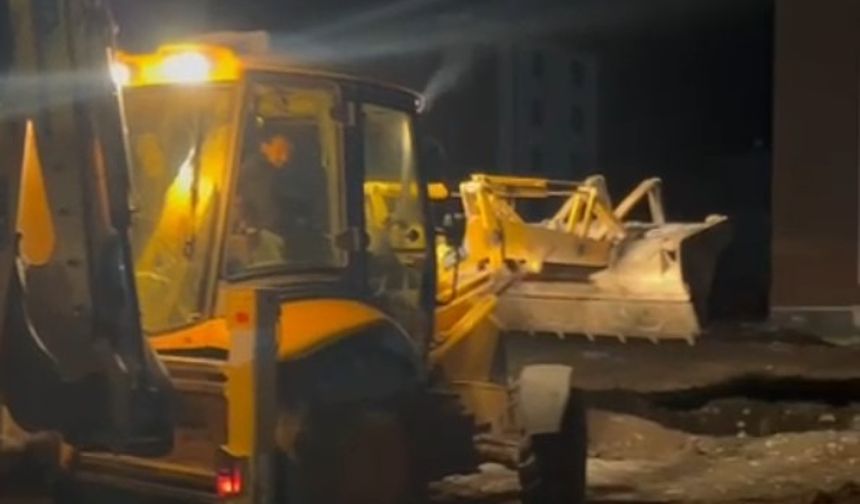 TOKİ’de Maaş Alamayan İşçilerden Görülmemiş Grev