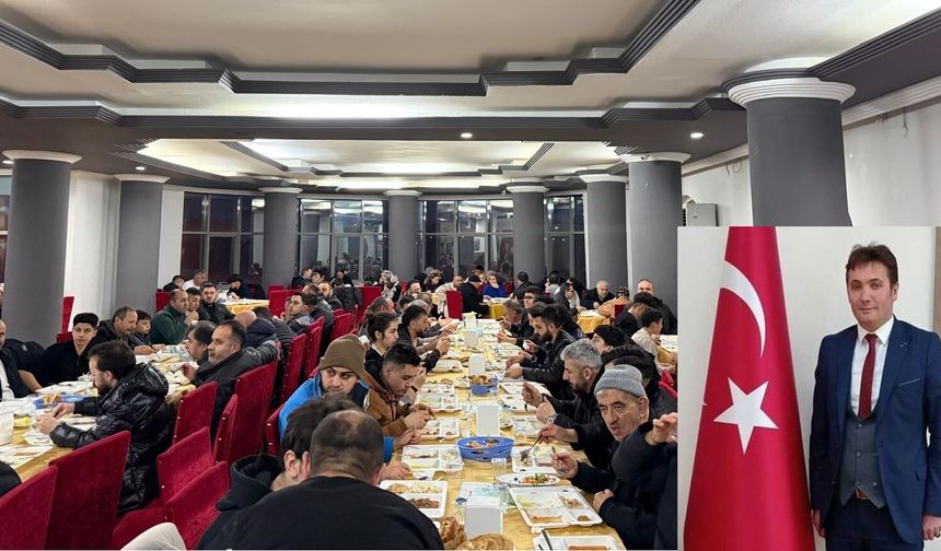 Berberler Ve Kuaförler Odası Merhum Başkanları İçin İftarda Mevlit Düzenledi