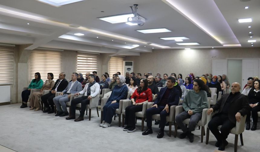 Gençlik Ve Spor’da “Asrın Felaketi” İçin Anma Programı Düzenlendi