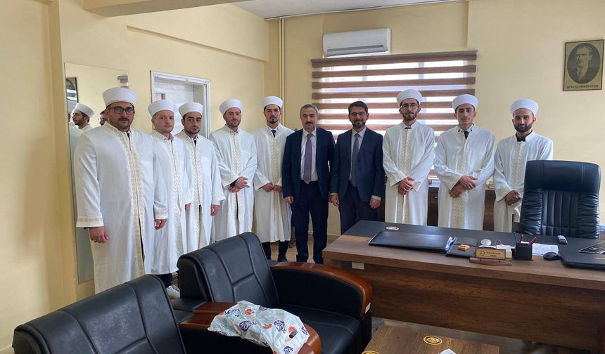 Çiçeği Burnunda Hocalar Dualarla Göreve Başladı