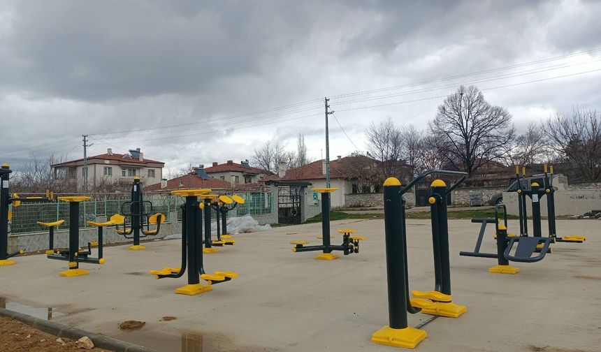 Laçin Belediyesi’nden Mahallelere Spor Yatırımı