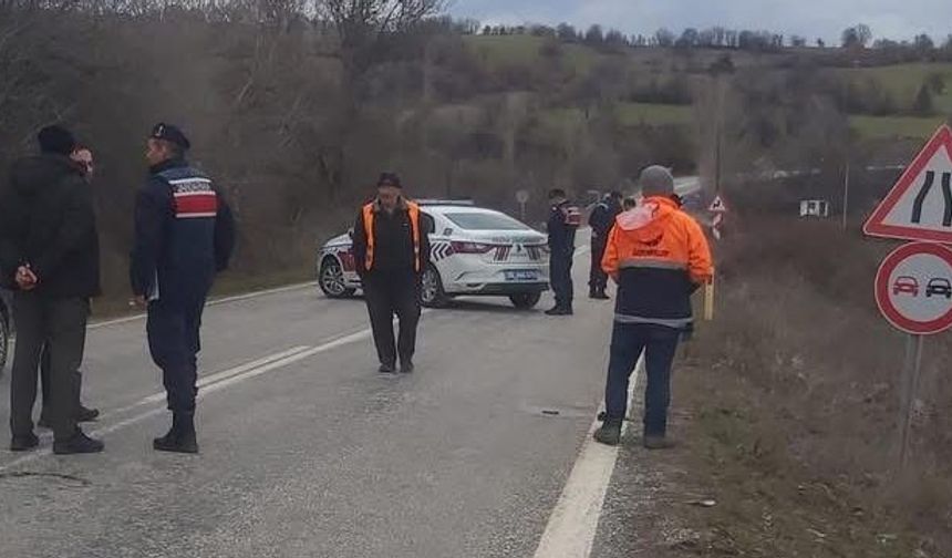 Yağışlar Nedeniyle Köprü Ayağı Çöktü! Önemli Ulaşım Ağı Trafiğe Kapandı