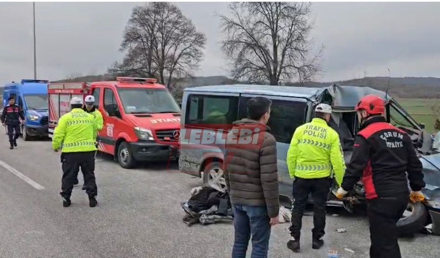 Feci Kaza 1 Kişi Öldü 2 Kişi Yaralandı