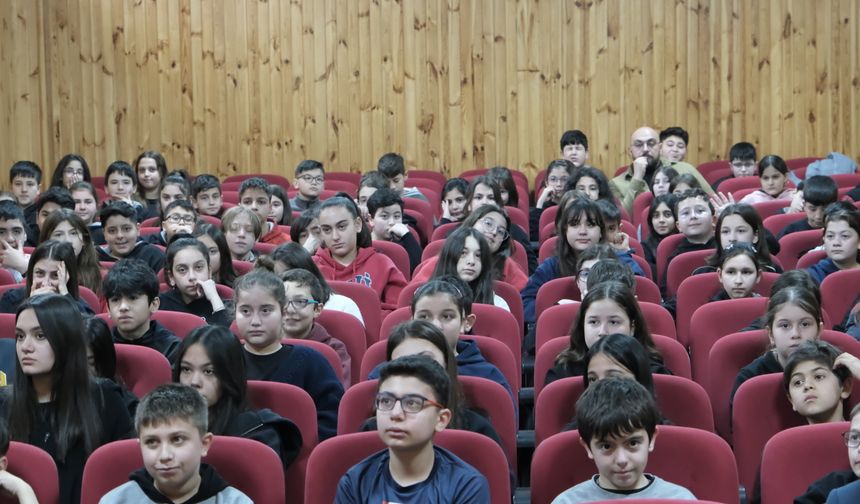 "Depremi Tanıyan Çocuklar Güvenli Yarınlar" Programı İle Bilgilendirildiler