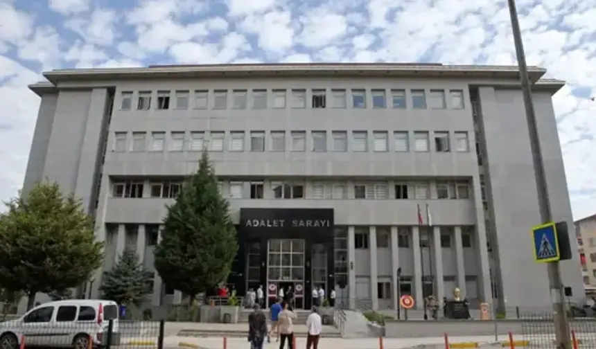 İşe Yerleştirme Vaadiyle Dolandıran 3 Kişi Tutuklandı