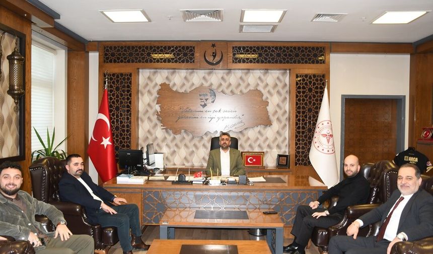 Karaca’nın Tedavisi Sürüyor, Kulüp Yönetimi Hastanede Bilgi Aldı