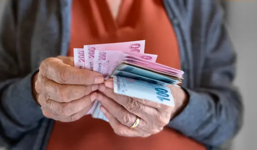 Emekli Promosyonu O Rakamı Gördü! SSK, BAĞ-KUR'lu Hepsini İlgilendiriyor