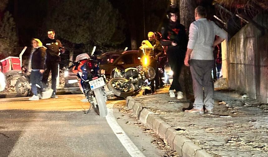 Otomobil İle Motosiklet Çarpıştı: 2 Polis Yaralı