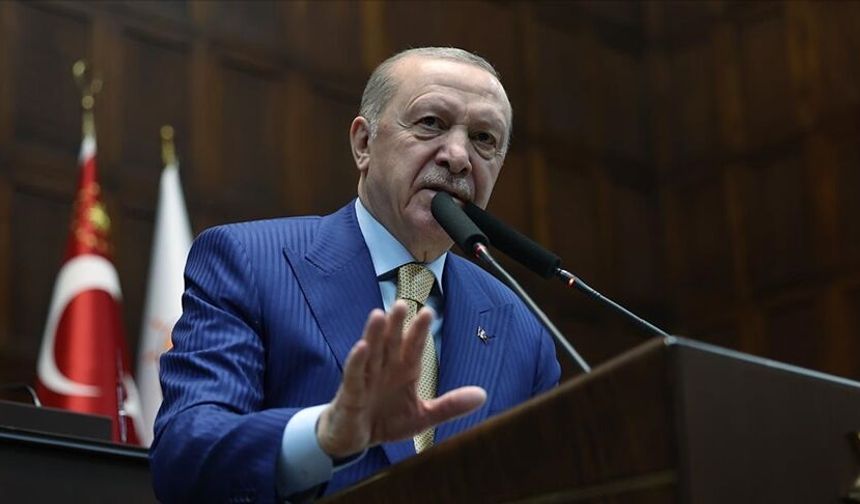 Cumhurbaşkanı Erdoğan, “Bunlar Ne İdiği Belirsiz Saçmalıklar Sahnelenirken Rahatsız Olmazlar”
