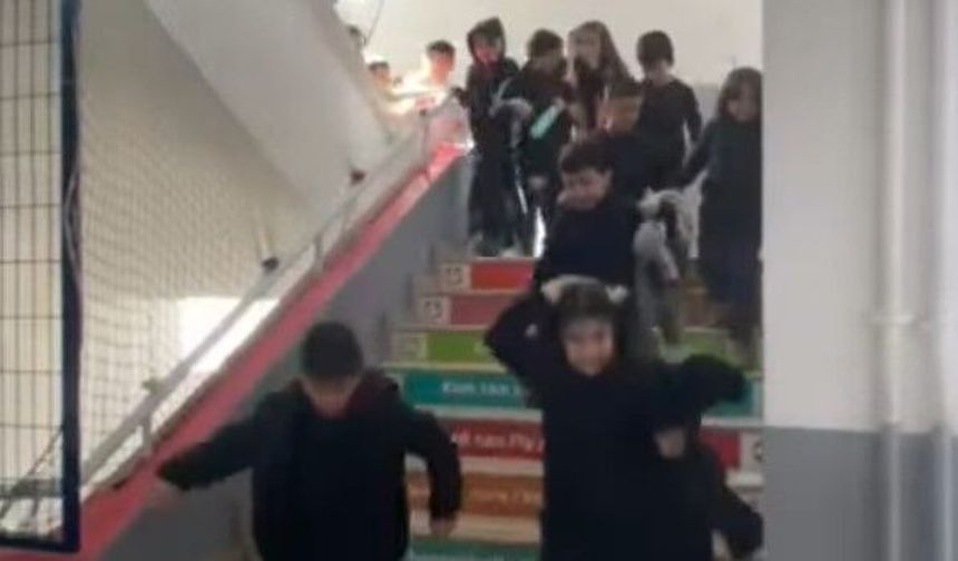 Hayat Kurtaran “Çök–Kapan–Tutun” Hareketini Tatbikatla Öğrendiler