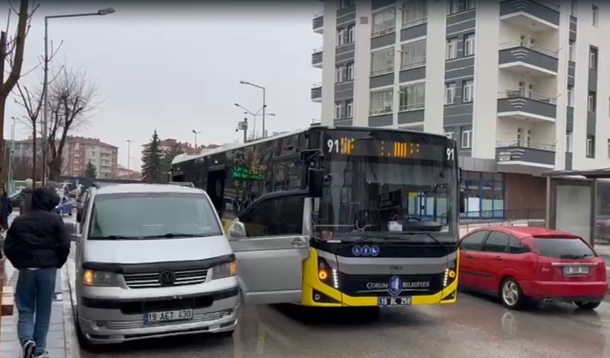 Rüstem Eren Parkı Önünde Görünmez Kaza