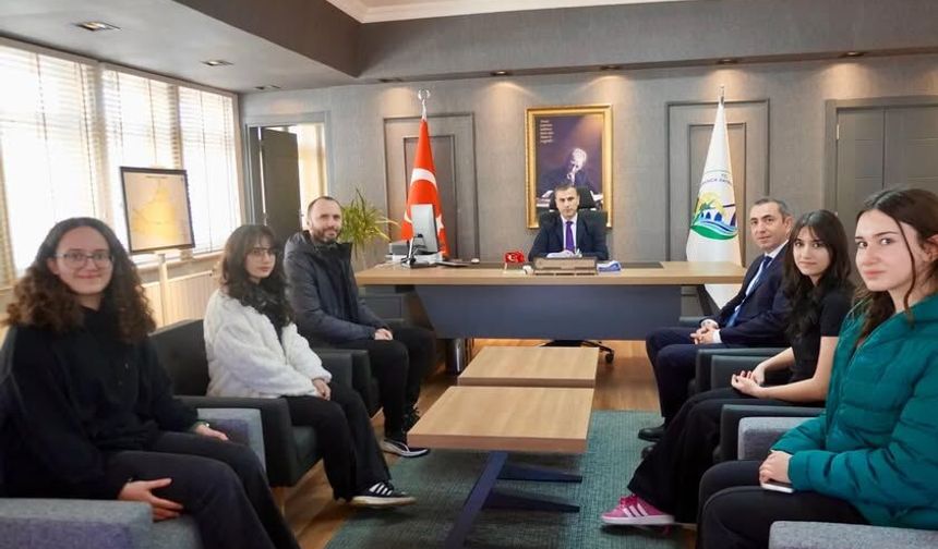 Ömer Derindere Fen Lisesi Prag Yolcusu!