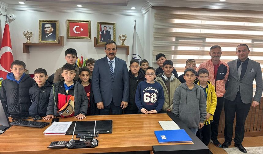 Başkan Torun, Geleceğin Genç Sporcularını Ağırladı
