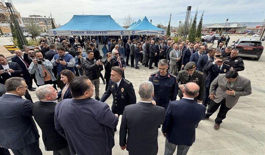 Protokolün Bayramlaşma Yeri Değişti! Tüm Çorum Davetli