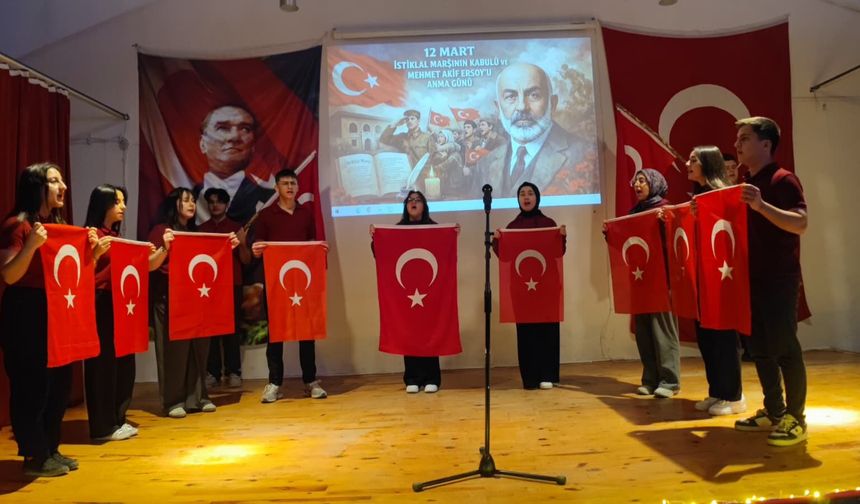 Milli Şair Mehmet Akif Ersoy İstiklal Marşı’nın Oratoryosu Gösterisi İle Anıldı