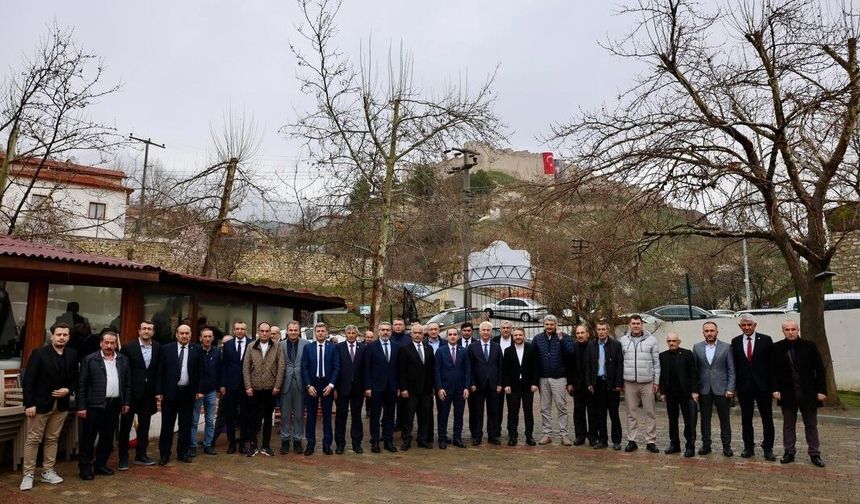 Bakan Yardımcısı Coştu, İskilip’te Hemşerileriyle Bayramlaştı