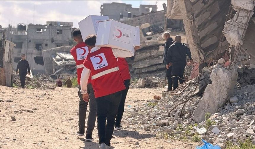 Kızılay 21 Ülkede Gönülleri Fethetmeye Devam Ediyor