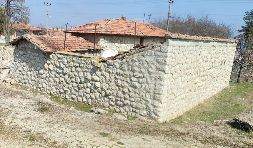 Alaca’da Tarihi Cezaevi Yıkıldı