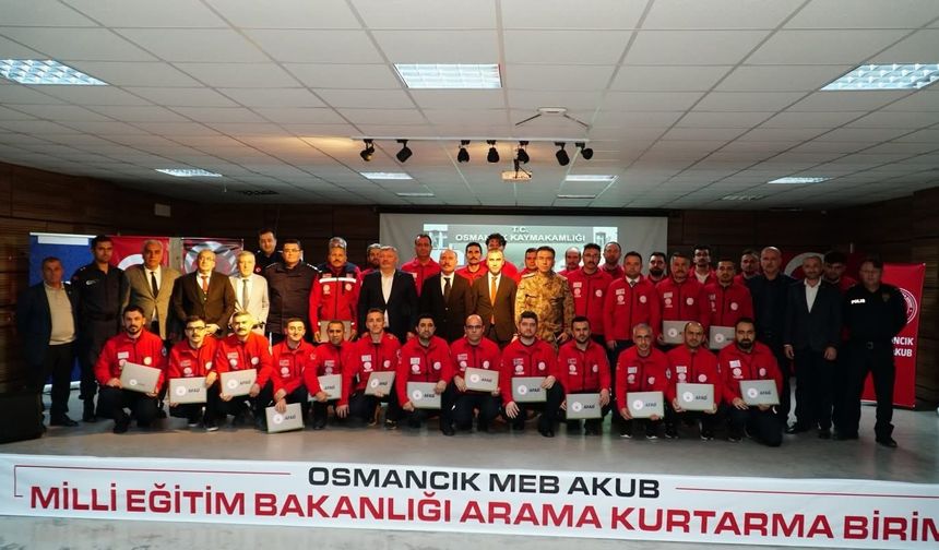 Çorum’da Tek Olan Örnek Oluşum MEB AKUB’a Törenle Belgeleri Verildi