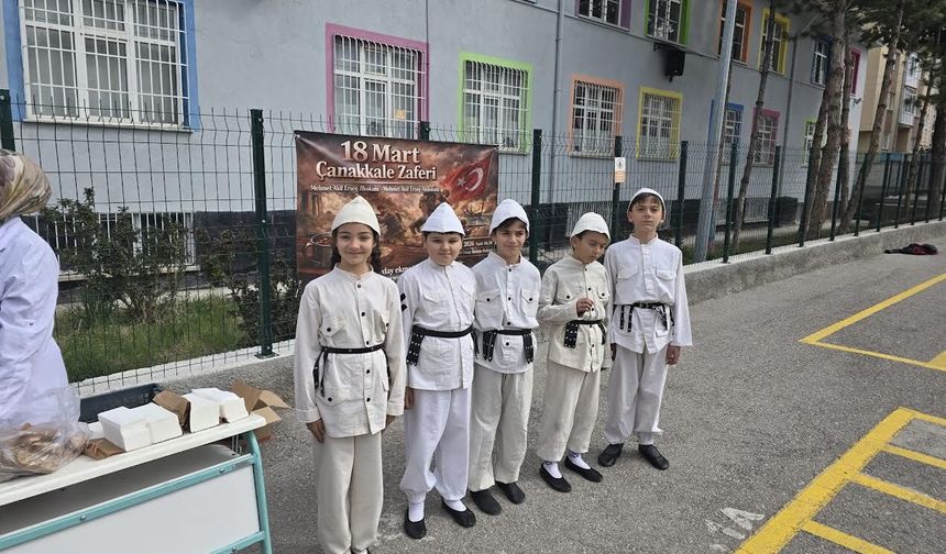 Minikler Çanakkale’yi Hoşaf ve Ekmekle Hissetti