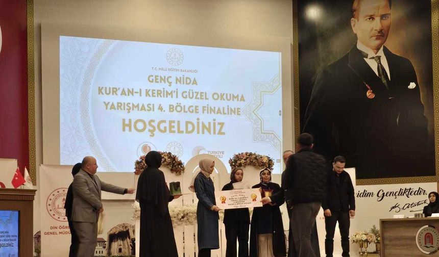 Genç Nida Kur’an-ı Kerim’i Güzel Okuma Yarışması’nda Çorum’a Ödül