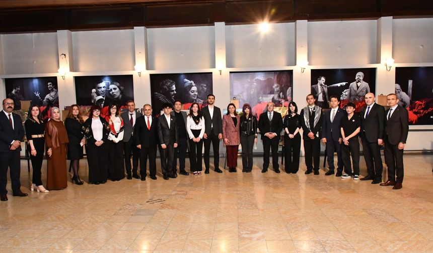 Türküler Resimlerle Hayat Buldu