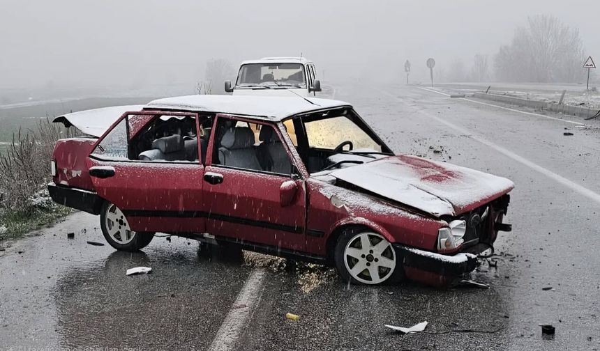 Alaca Yolunda Can Pazarı: 1 Yaralı