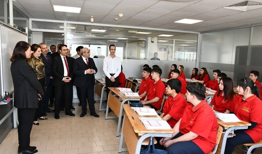 Ahlatcı Kuyumculuk Mesleki Eğitim Merkezi'ne Üst Düzey Ziyaret