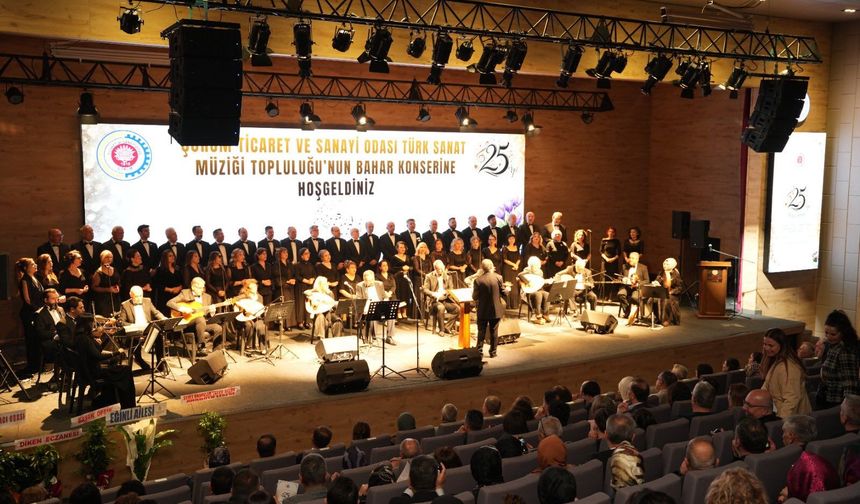 TSO Korosu 25. Yılını Görkemli Konserle Kutladı