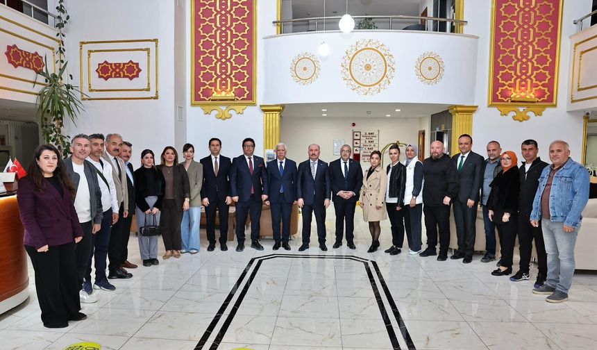 Vali Çalgan’dan 23 Nisan Komitesine Tebrik