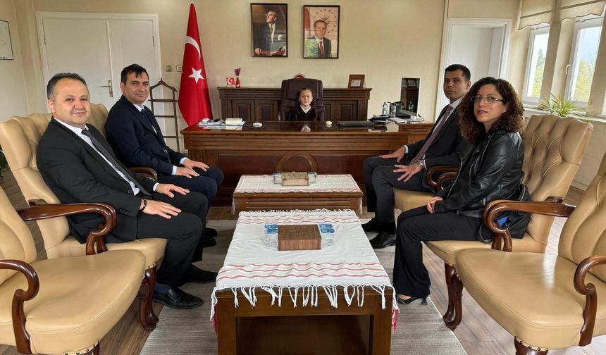 Kargı'da Makamlar Çocuklara Devredildi