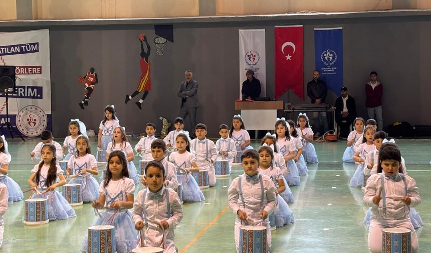 İlçelerde 23 Nisan Coşkusu