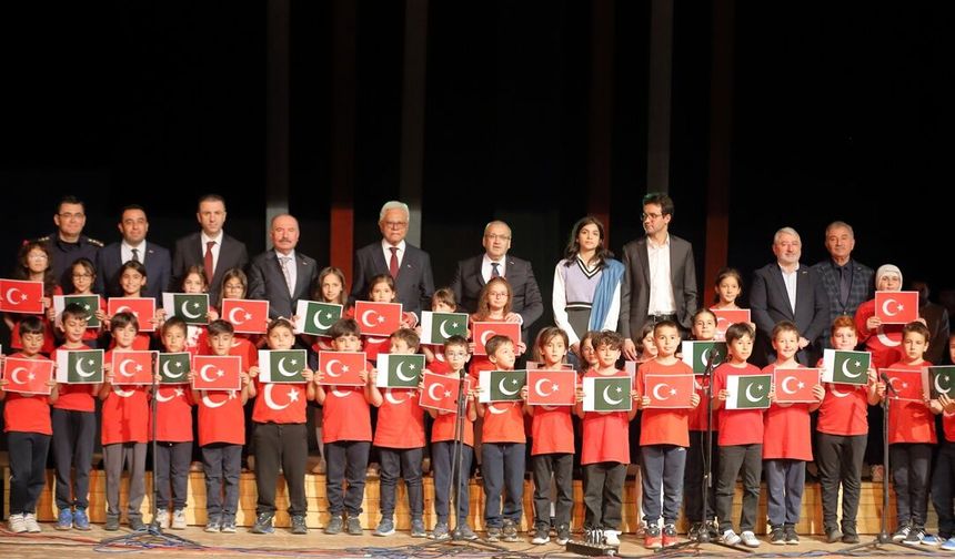 Çorum’da Türkiye-Pakistan Kardeşliği Sanatla Taçlandı!