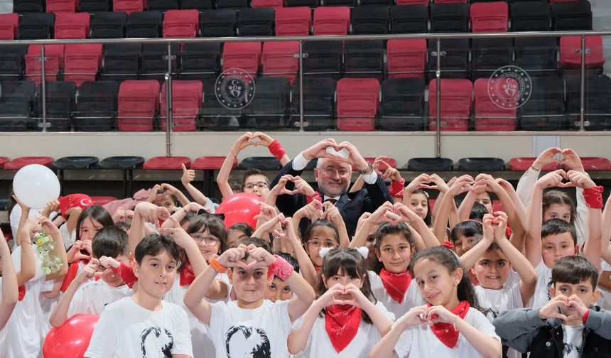 Başkan Aşgın: “23 Nisan, Milli Egemenliğin İlan Edildiği Tarihi Bir Dönüm Noktasıdır”