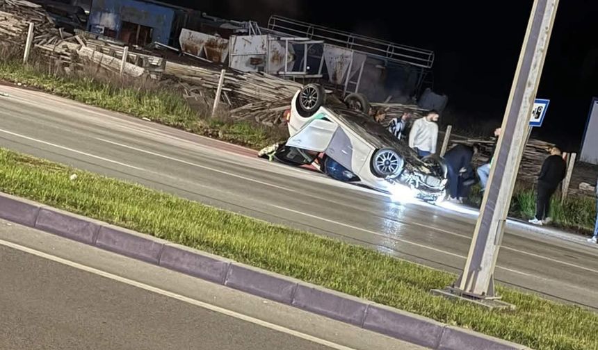 Çevre Yolunda Otomobil Takla Attı, 3 Yaralı