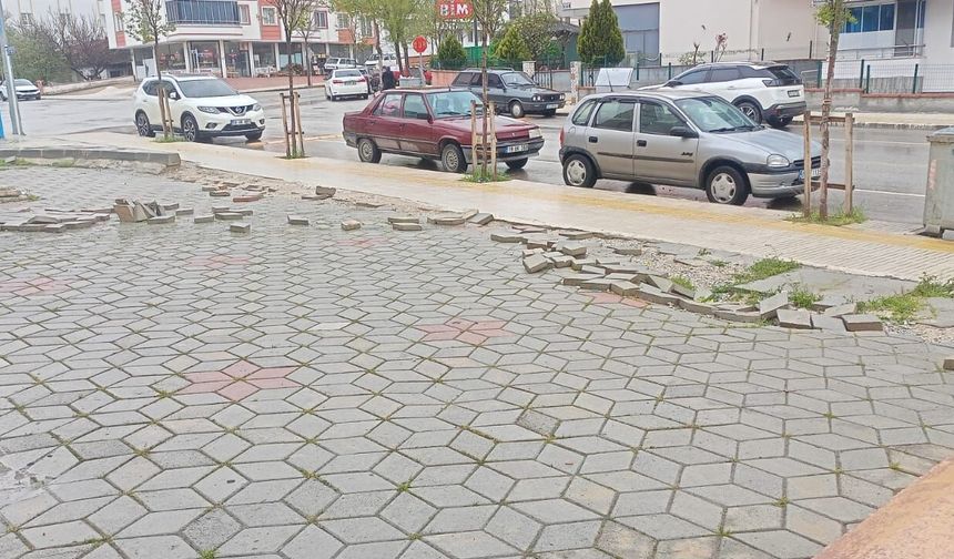 Apartman Sakinleri İsyan Etti! Çalışma Bitti, Tehlike Başladı