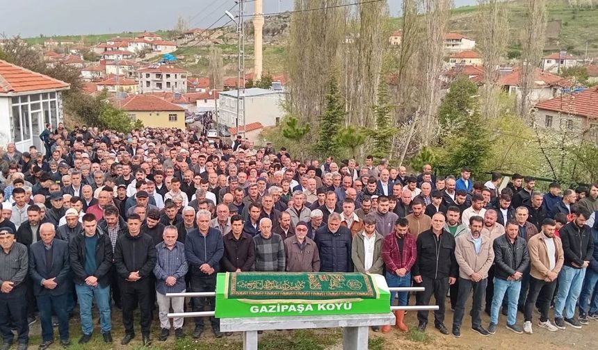 Feci Kazada Hayatını Kaybetmişti, Gözyaşlarıyla Uğurlandı