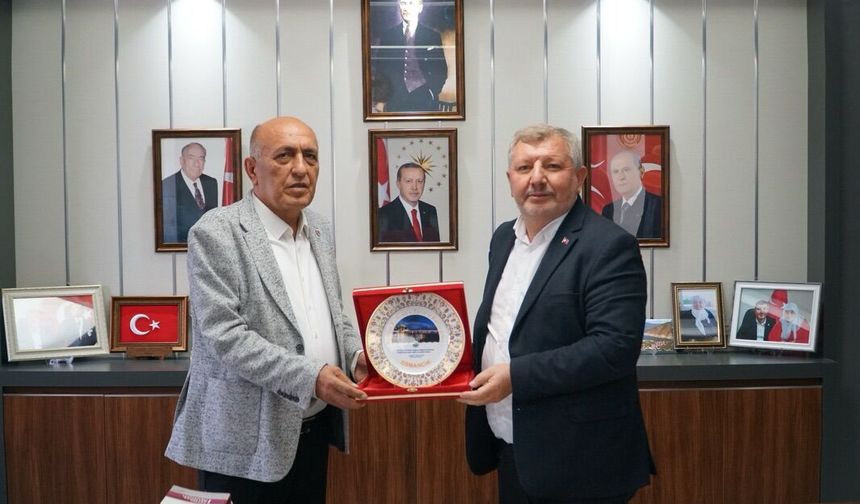 40 Yıllık Müdür Emekli Oldu