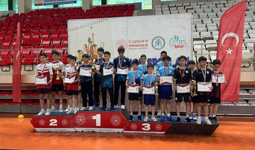 Çorum’a Badminton’da Türkiye Üçüncülüğü Gururu!