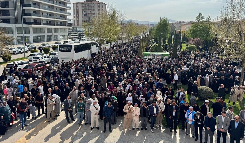 Çorum’da Hacı Adayları Dualarla Kutsal Topraklara Uğurlandı